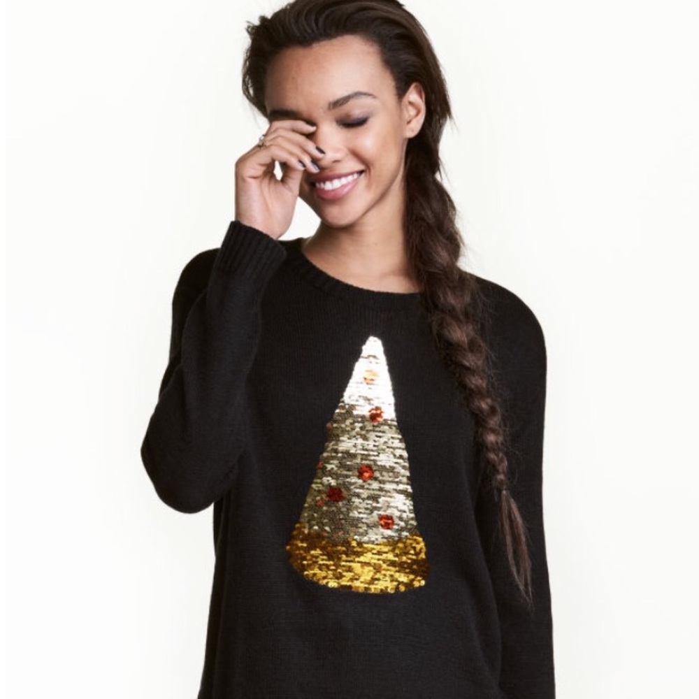 🍕 Reversible Sequin Pizza Sweater! 🌲